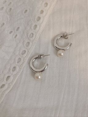 Mejuri Pearl & Sterling Silver Earrings